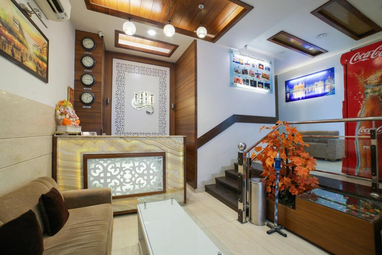 Townhouse Hollywood Heights Hotel Amritsar Buitenkant foto