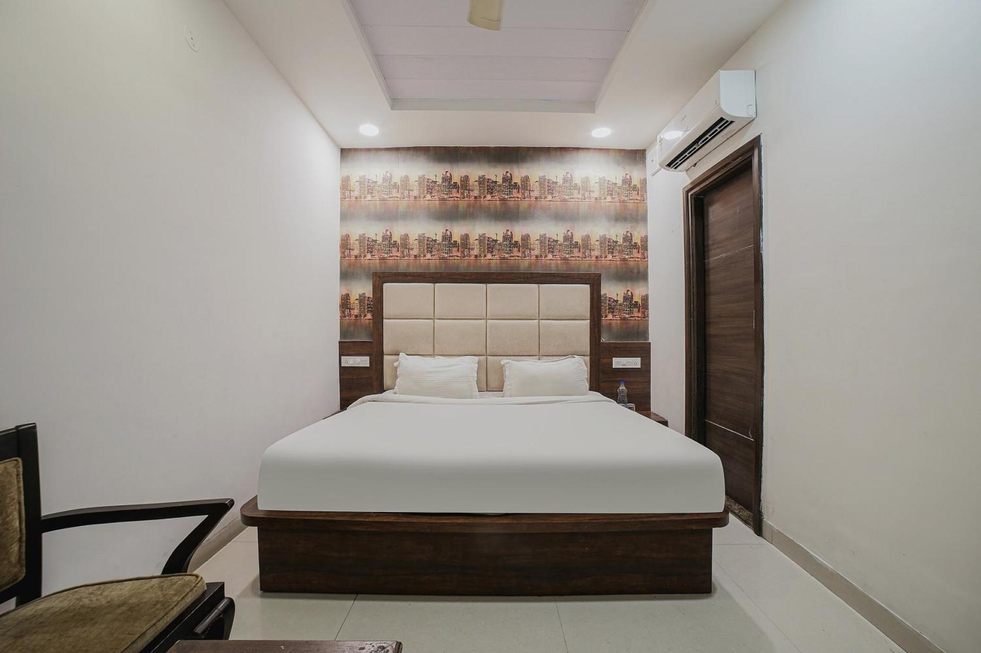 Townhouse Hollywood Heights Hotel Amritsar Buitenkant foto