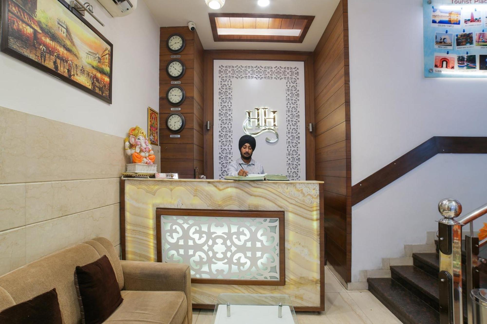Townhouse Hollywood Heights Hotel Amritsar Buitenkant foto