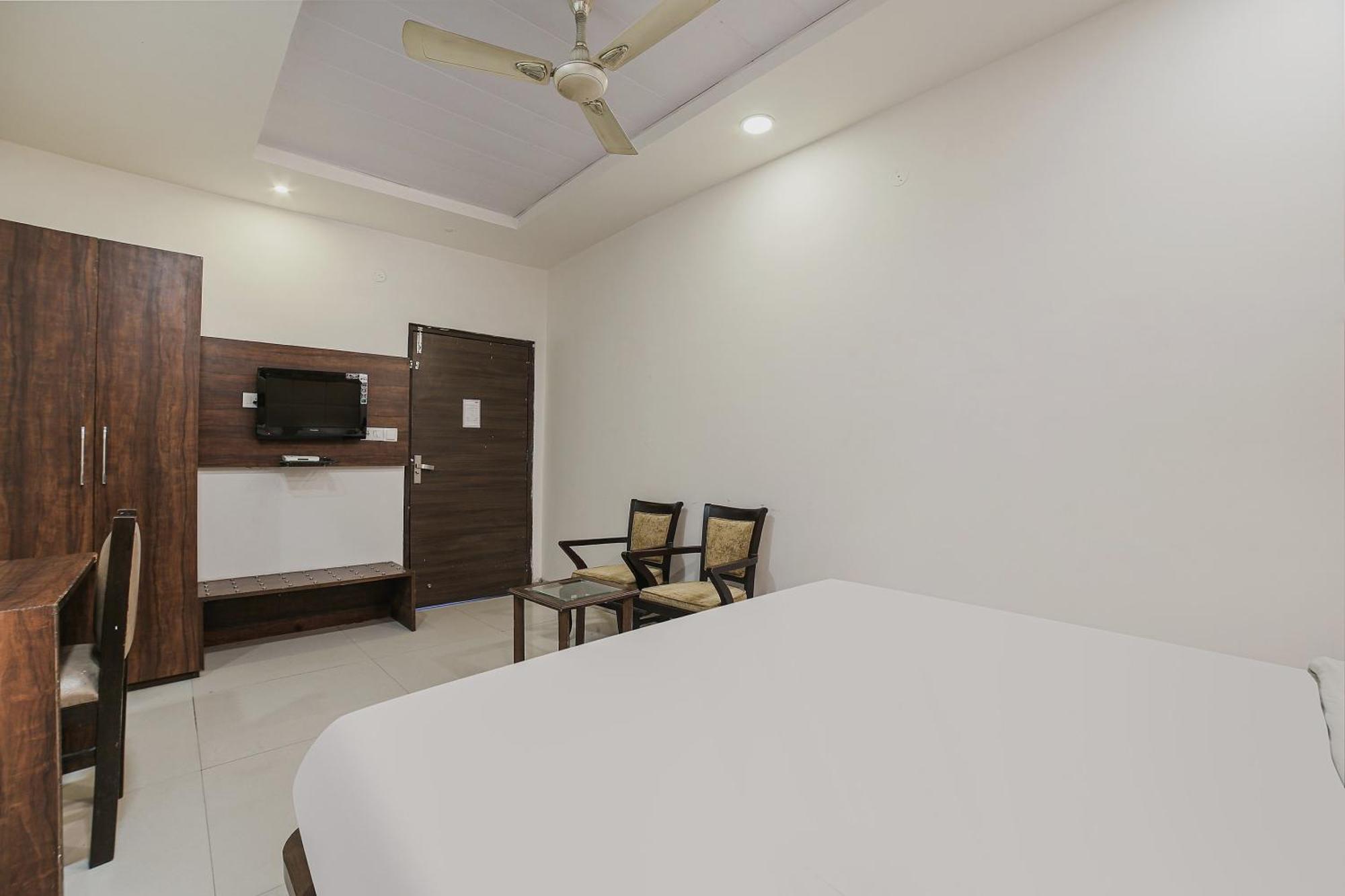 Townhouse Hollywood Heights Hotel Amritsar Buitenkant foto
