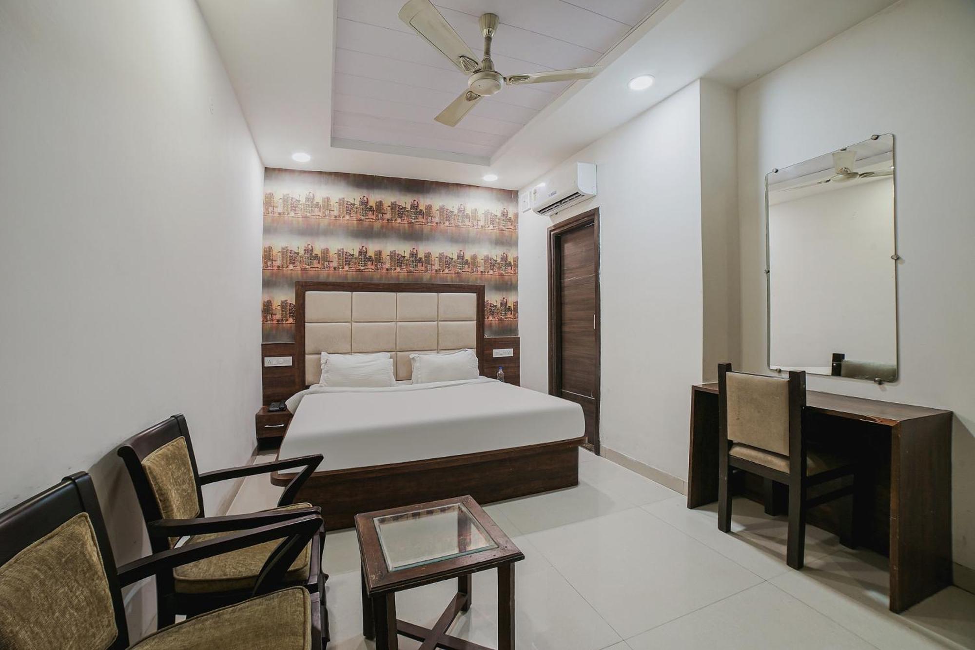 Townhouse Hollywood Heights Hotel Amritsar Buitenkant foto